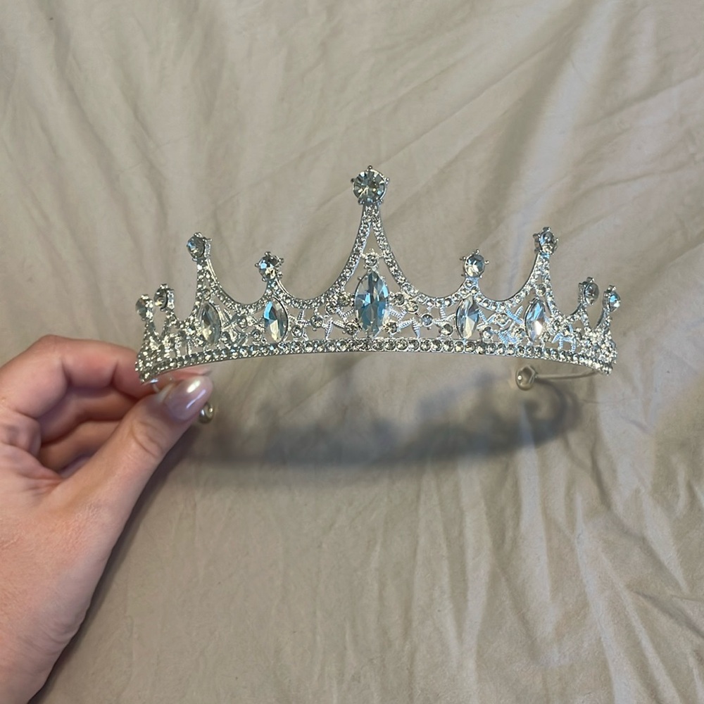 Crystal Crown Costume Piece